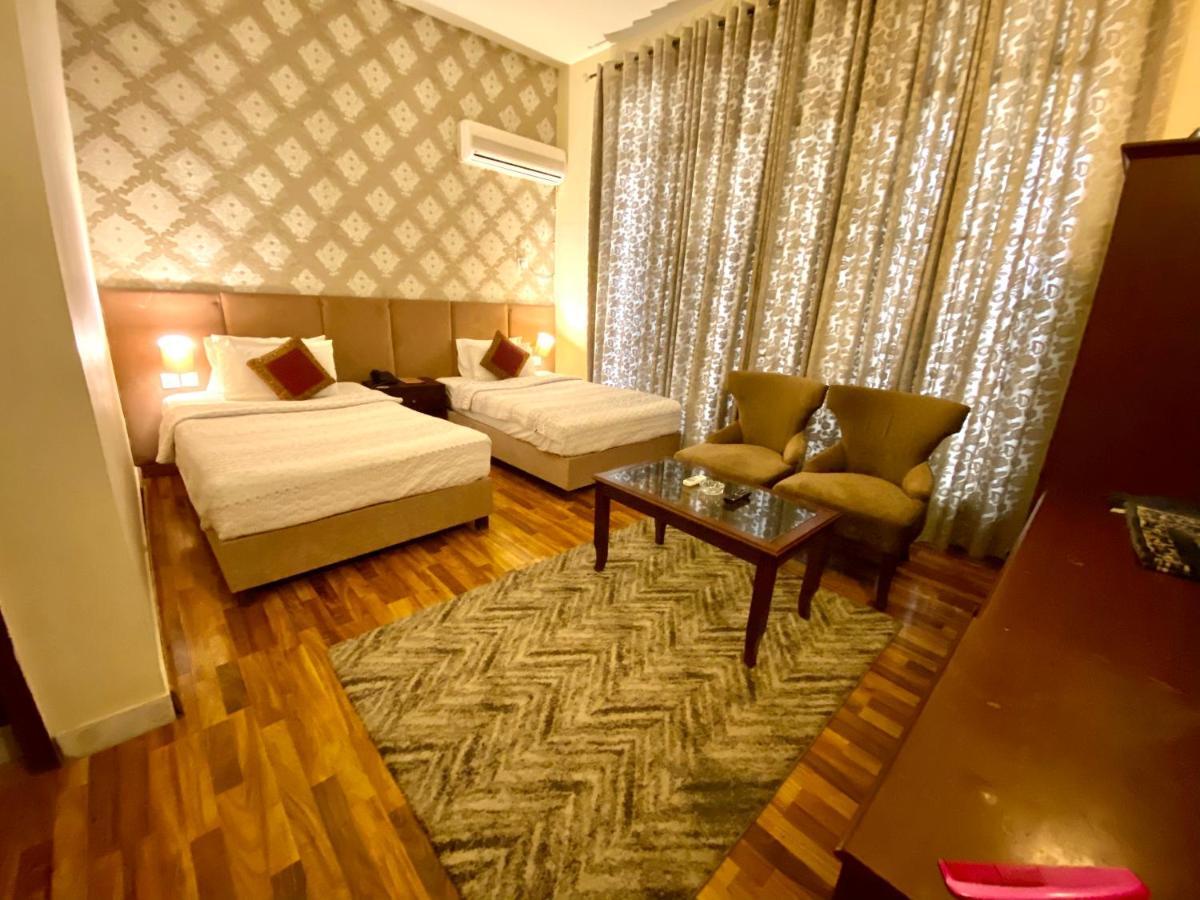 Shelton Guest House Islamabad Exterior photo