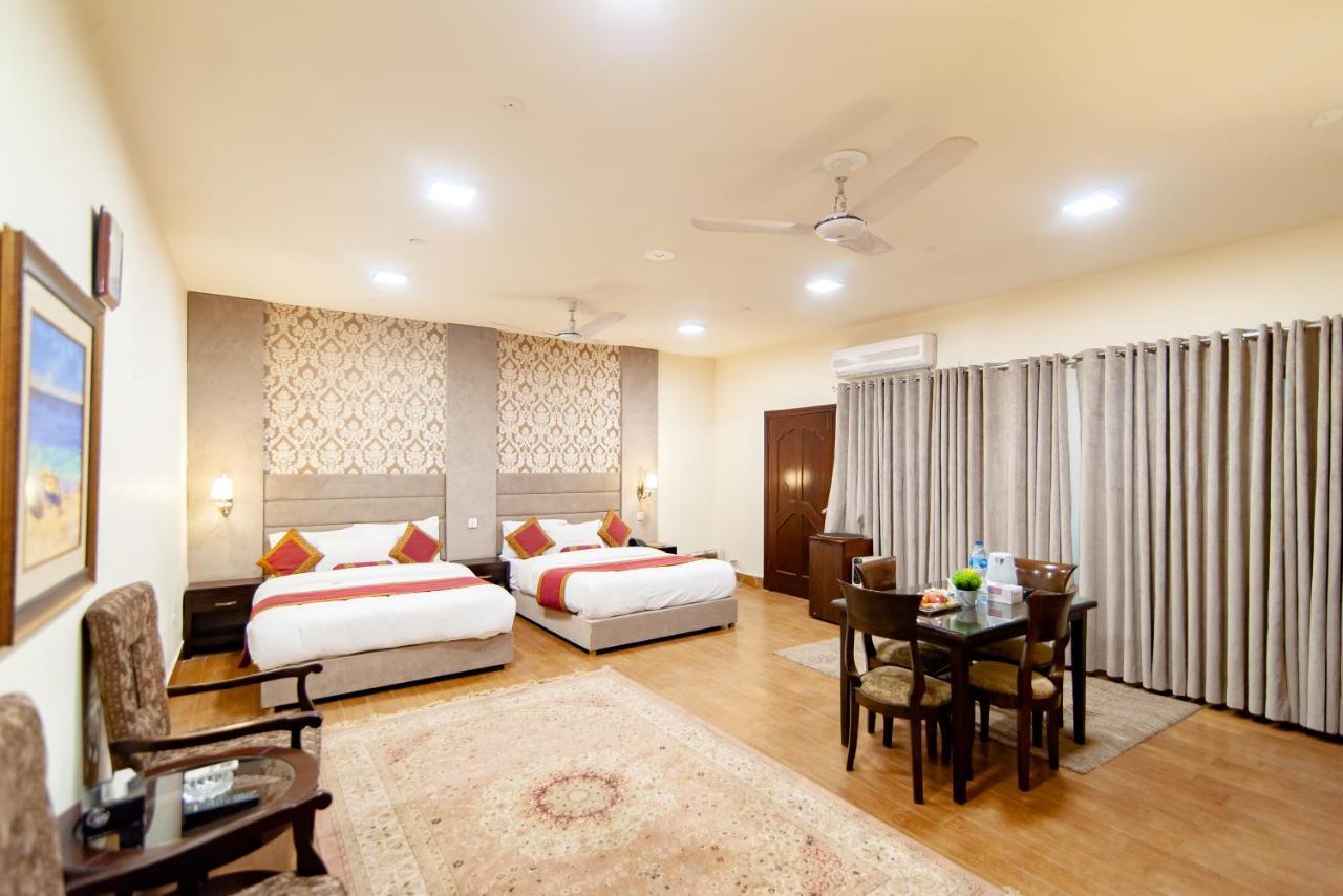 Shelton Guest House Islamabad Exterior photo