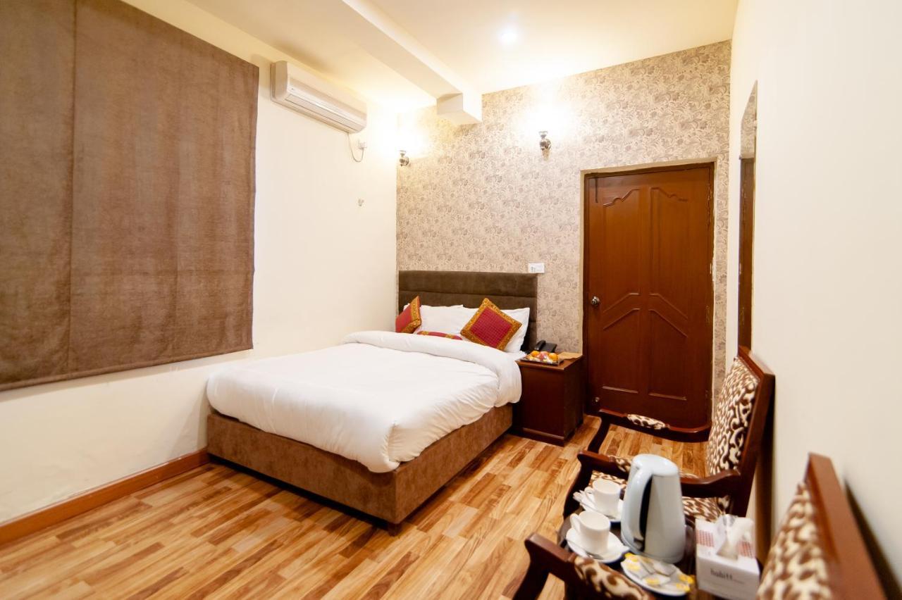 Shelton Guest House Islamabad Exterior photo